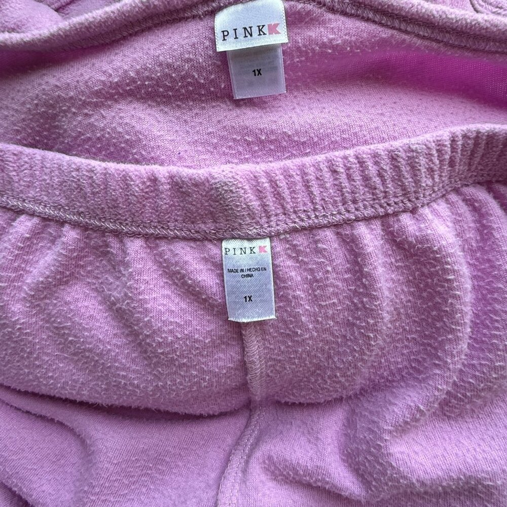 Pink K Button-Up Pajama Soft Textured 100% Polyester Lounge Wear 1X 2-Piece Set - Picture 4 of 8